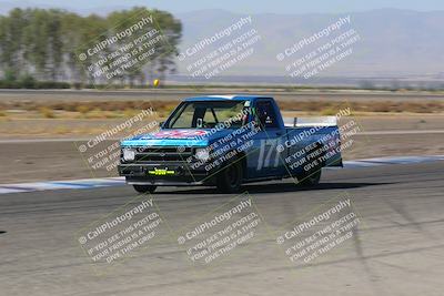 media/Oct-01-2022-24 Hours of Lemons (Sat) [[0fb1f7cfb1]]/10am (Front Straight)/